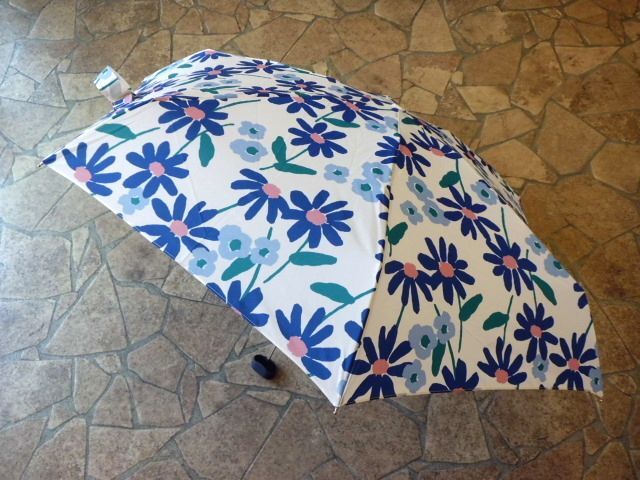 トートバッグ カスヴィ 折りたたみ雨傘(ホワイト) 
